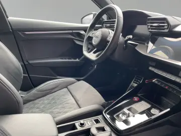 AUDI RS3 Limousine 2 5 TFSI qu Matrix Pano B&O Kamera