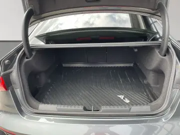 AUDI RS3 Limousine 2 5 TFSI qu Matrix Pano B&O Kamera