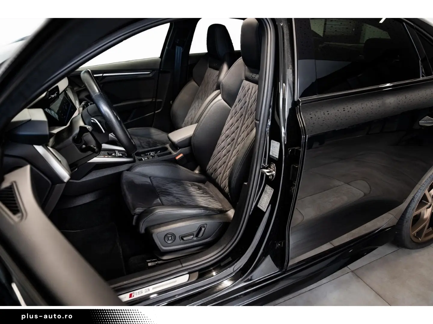 AUDI RS3 Lim. 2.5 TFSI quattro B&O Matrix Pano ACC eS