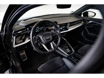 AUDI RS3 Lim. 2.5 TFSI quattro B&O Matrix Pano ACC eS
