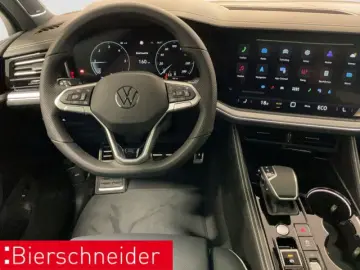 VW Touareg 3.0 TDI R-Line Black NP 126560 MATT VOLL