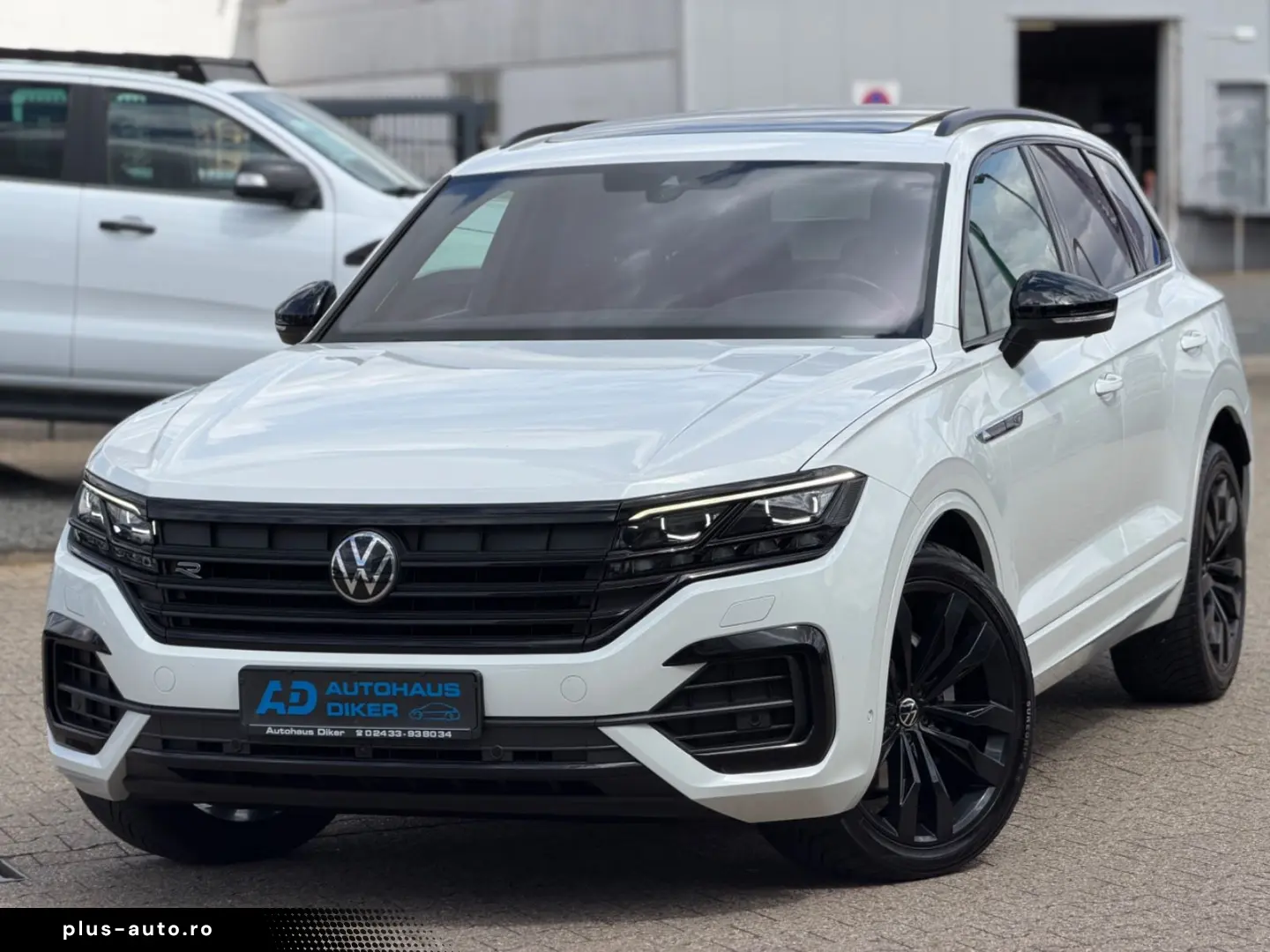 VW Touareg R-Line 4Motion Luftfahrwerk  Pano