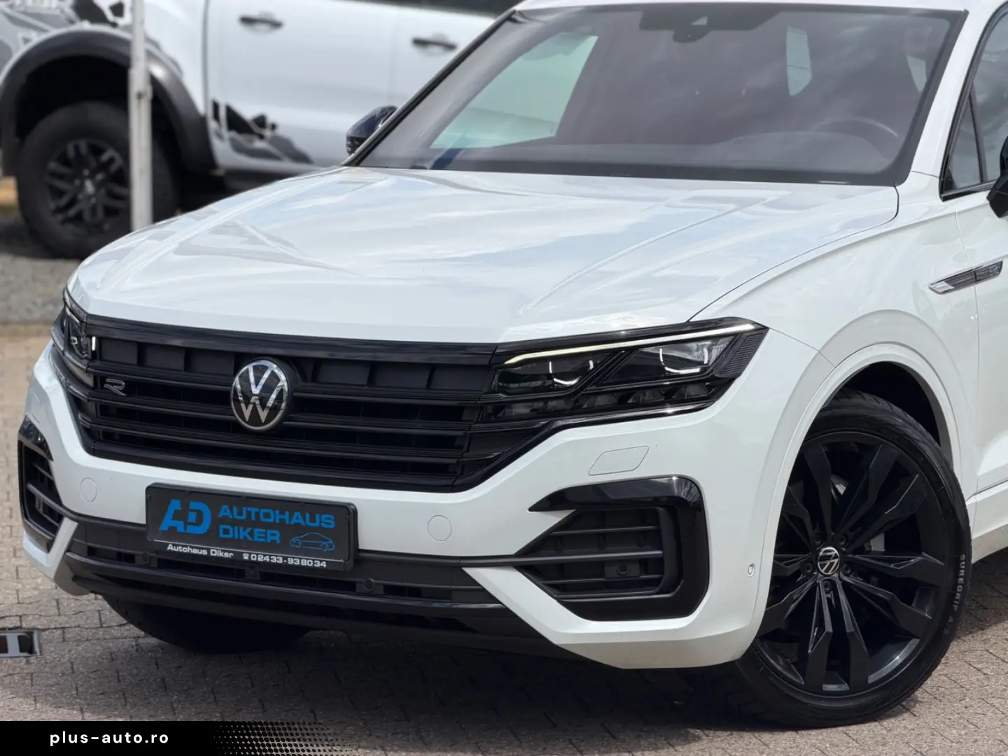 VW Touareg R-Line 4Motion Luftfahrwerk  Pano
