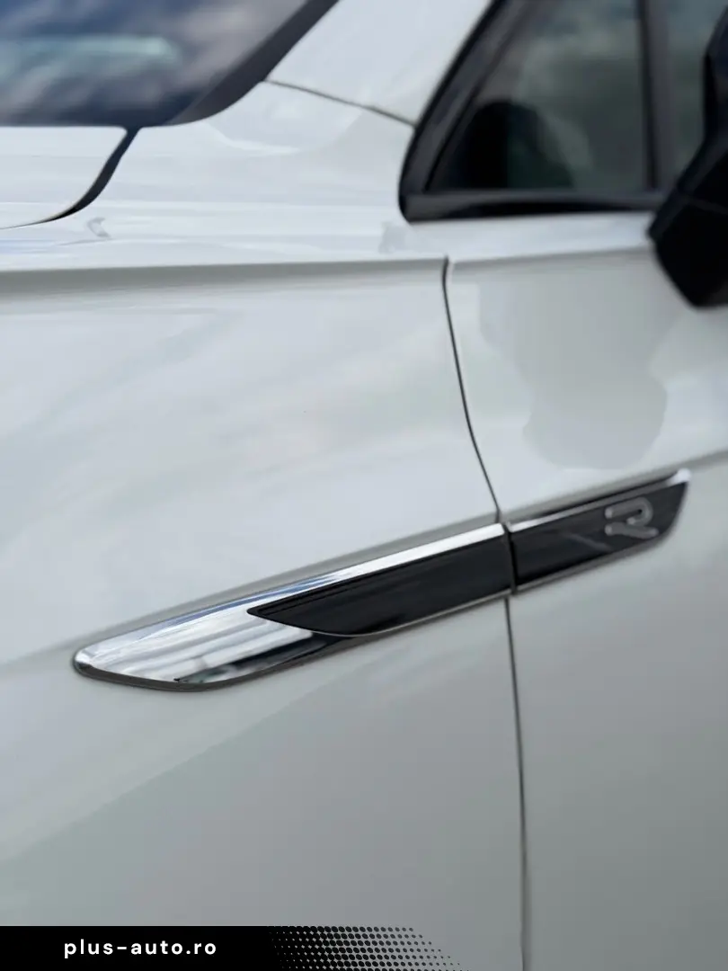 VW Touareg R-Line 4Motion Luftfahrwerk  Pano