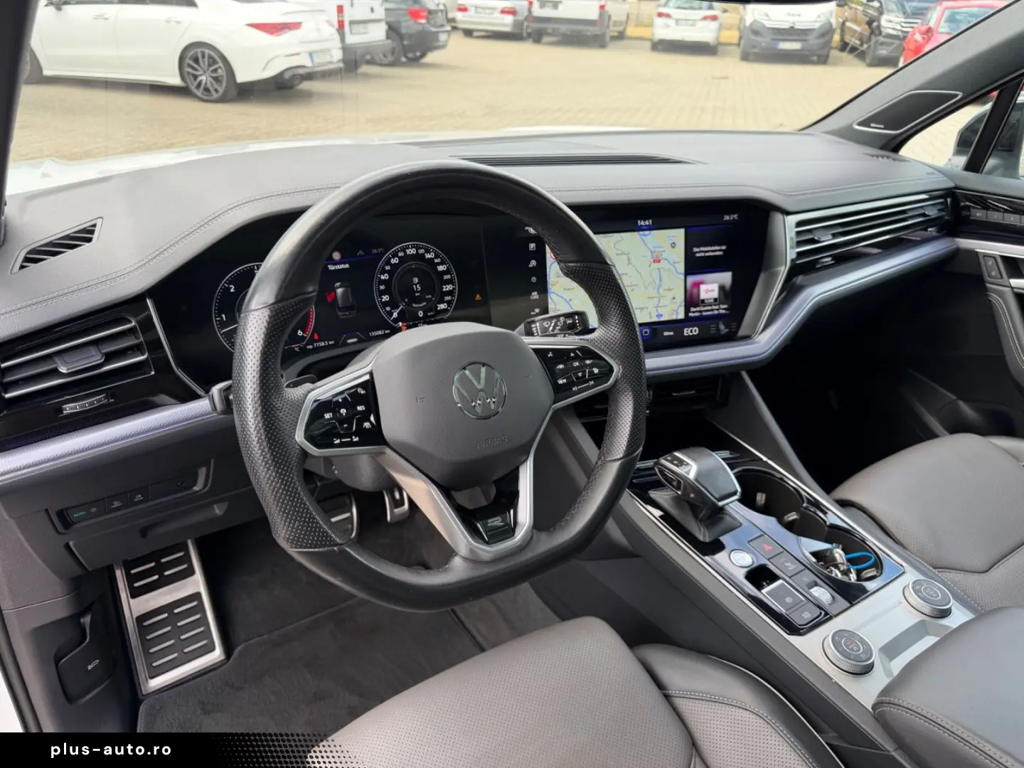 VW Touareg R-Line 4Motion Luftfahrwerk  Pano