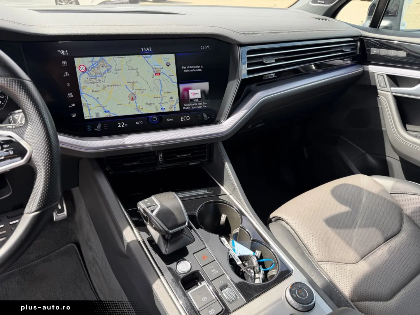 VW Touareg R-Line 4Motion Luftfahrwerk  Pano