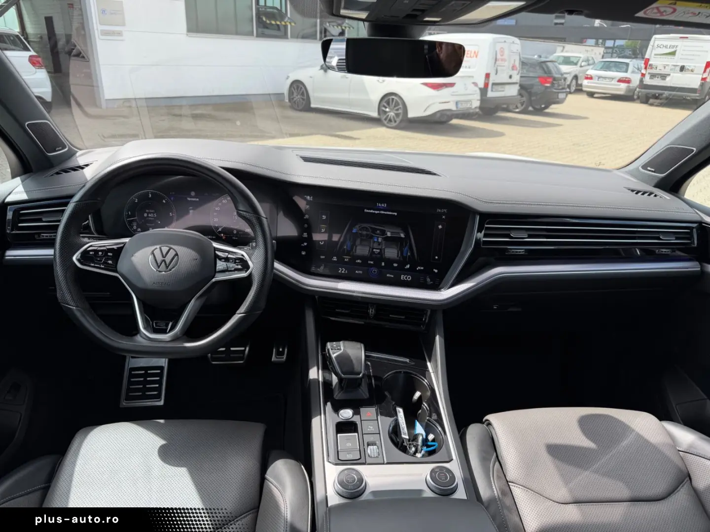 VW Touareg R-Line 4Motion Luftfahrwerk  Pano