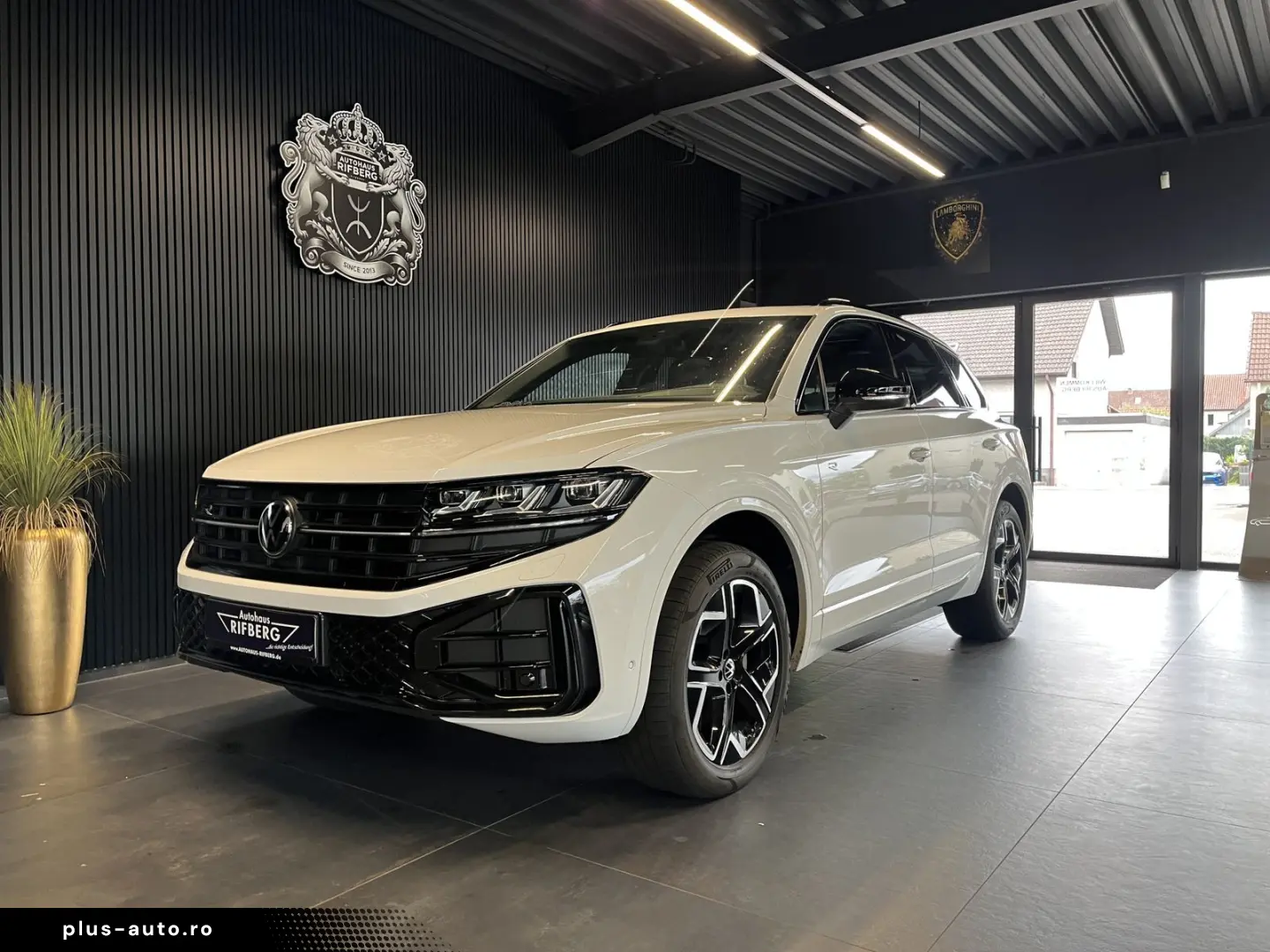 VW Touareg 3.0 TDI V6 4M R-Line AHK PANO HUD ACC 20