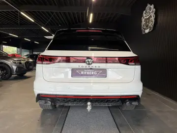 VW Touareg 3.0 TDI V6 4M R-Line AHK PANO HUD ACC 20