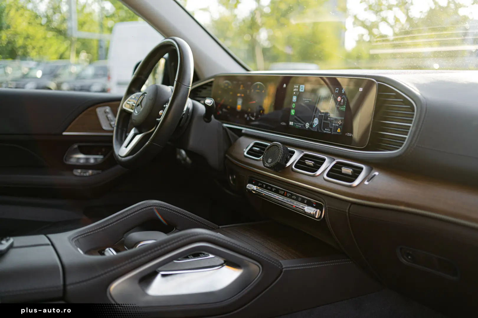 Mercedes-Benz GLE 400d intretinut foarte bine