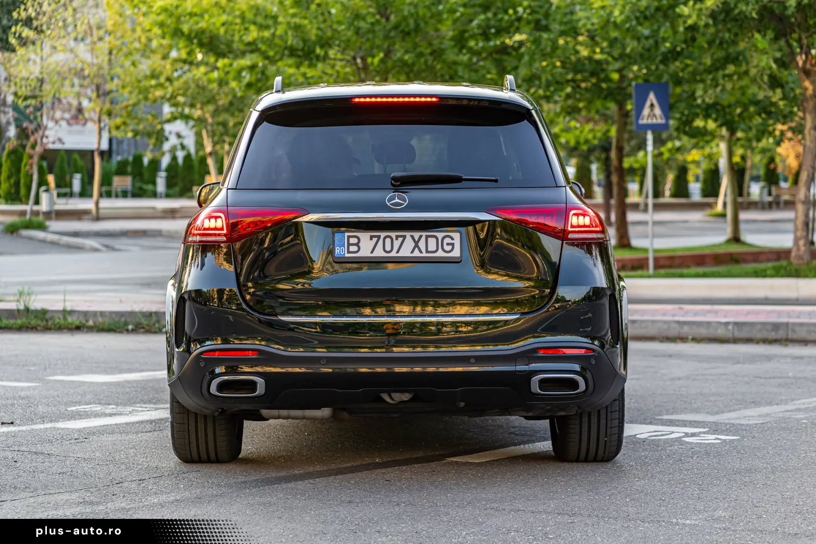 Mercedes-Benz GLE 400d intretinut foarte bine