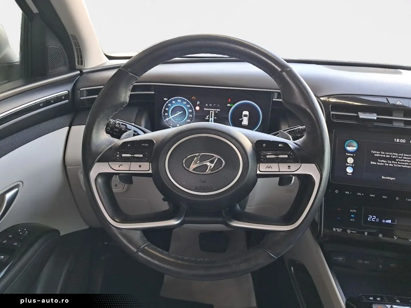 HYUNDAI Tucson 1.6T-GDI 4WD Aut.Prime LED PANO NAVI PDC
