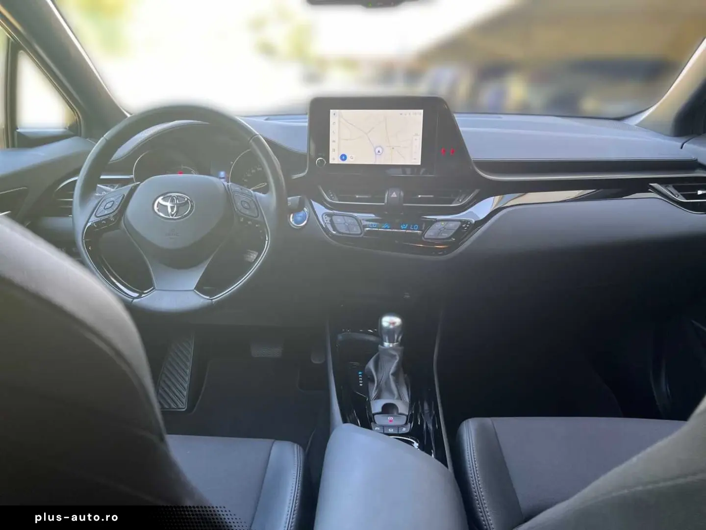 TOYOTA C-HR 1.8 Hybrid Team D KAMERA SHZ AHK