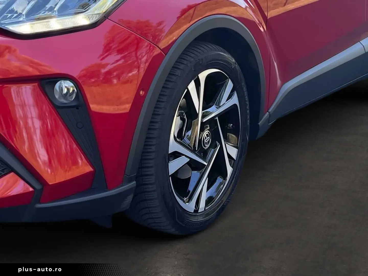 TOYOTA C-HR 1.8 Hybrid Team D KAMERA SHZ AHK