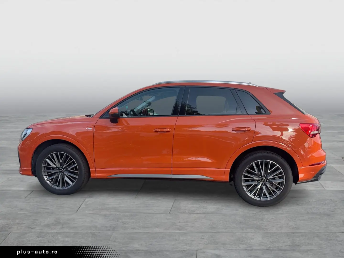 AUDI Q3 35TFSI S line ACC AHK Navi  Kam 19Zoll