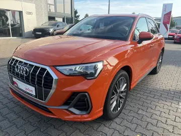 AUDI Q3 35TFSI S line ACC AHK Navi  Kam 19Zoll