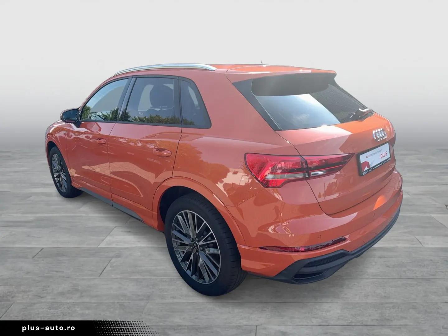 AUDI Q3 35TFSI S line ACC AHK Navi  Kam 19Zoll