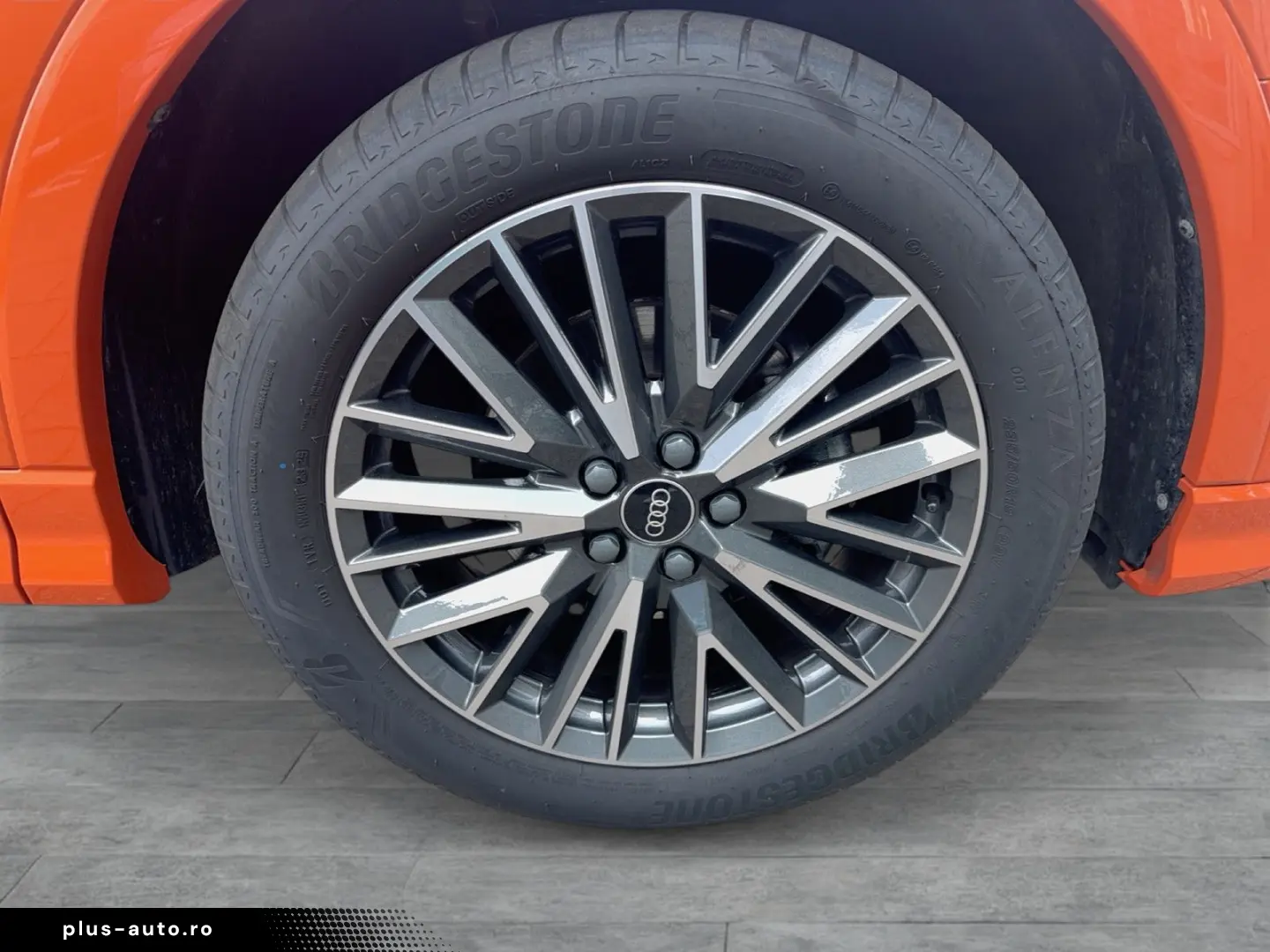 AUDI Q3 35TFSI S line ACC AHK Navi  Kam 19Zoll