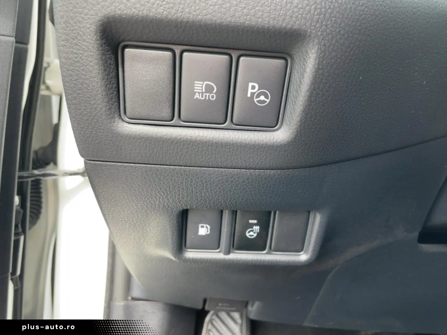 TOYOTA C-HR 2.0 Hybrid GR Sport ACC Alcantara LED Navi