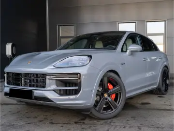 Porsche Cayenne S E-Hybrid Coupe Black Edition