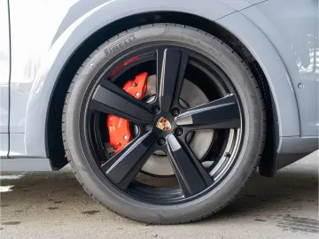 Porsche Cayenne S E-Hybrid Coupe Black Edition