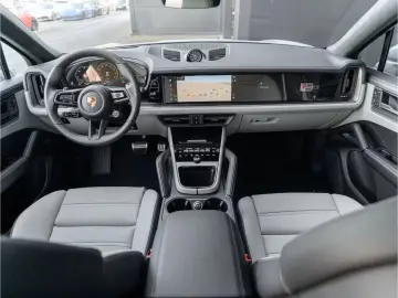 Porsche Cayenne S E-Hybrid Coupe Black Edition