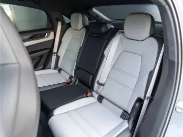 Porsche Cayenne S E-Hybrid Coupe Black Edition