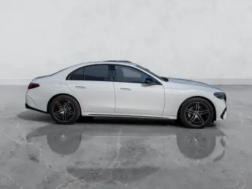 Mercedes-Benz E 450 4MATIC Superscreen Burmester 4D AIRMATIC
