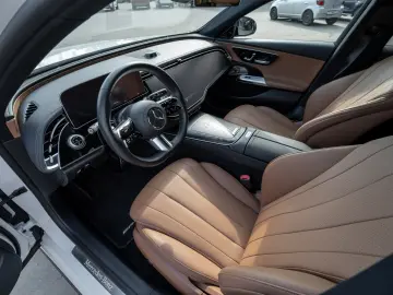 Mercedes-Benz E 450 4MATIC Superscreen Burmester 4D AIRMATIC