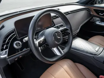 Mercedes-Benz E 450 4MATIC Superscreen Burmester 4D AIRMATIC
