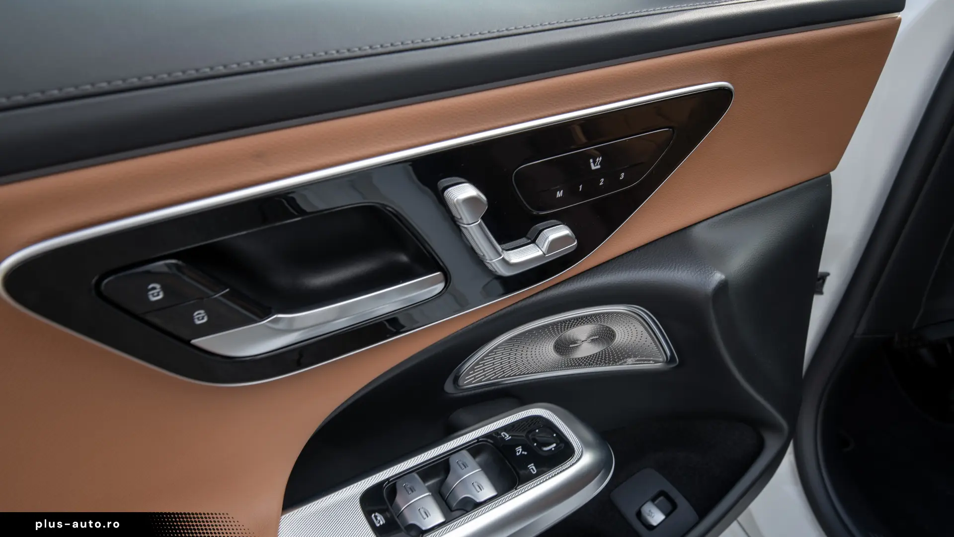 Mercedes-Benz E 450 4MATIC SUPERSCREEN