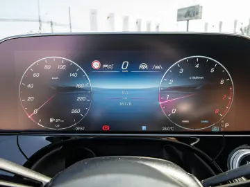 Mercedes-Benz E 450 4MATIC Superscreen Burmester 4D AIRMATIC