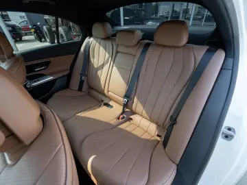 Mercedes-Benz E 450 4MATIC Superscreen Burmester 4D AIRMATIC