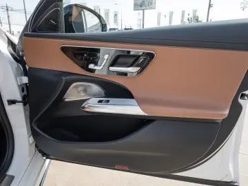 Mercedes-Benz E 450 4MATIC Superscreen Burmester 4D AIRMATIC