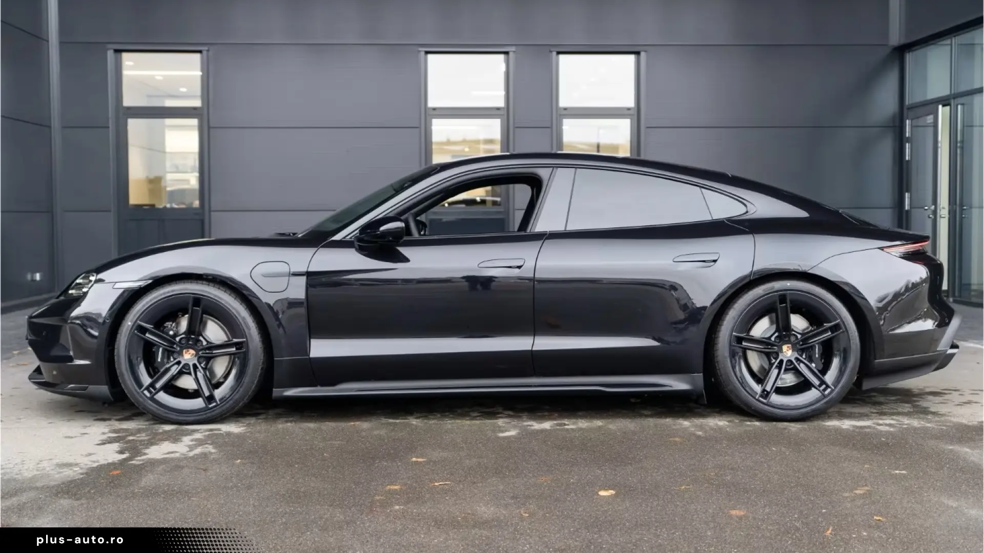 Porsche Taycan Black Edition Sport Chrono