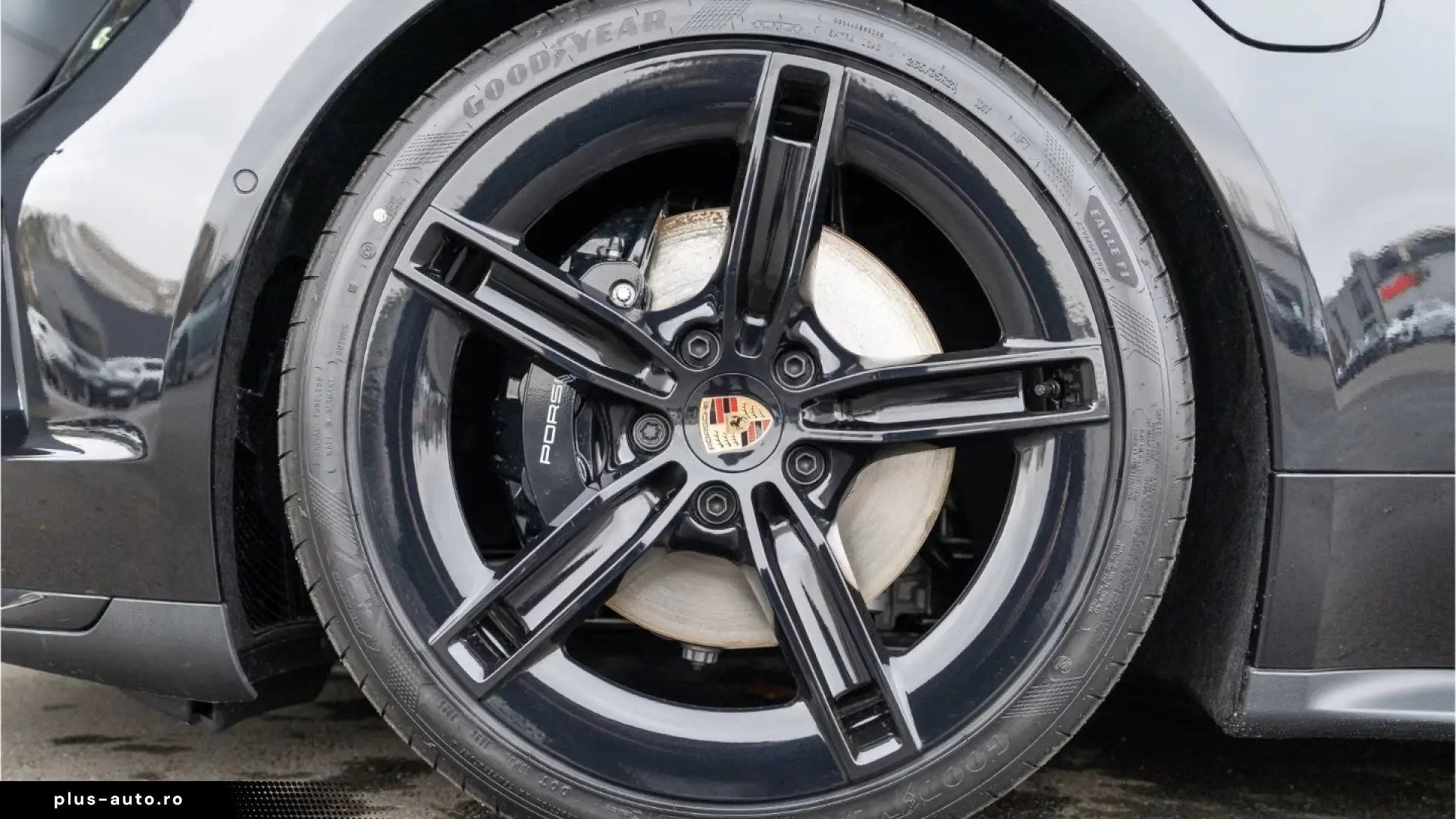 Porsche Taycan Black Edition Sport Chrono