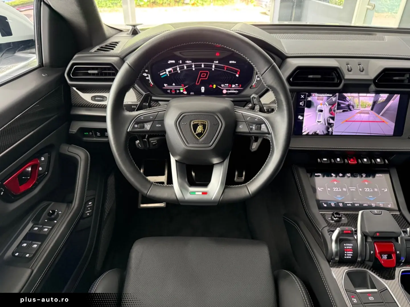 LAMBORGHINI Urus SE  PANO MASSAGE 360 B&O 3D 23  CARBON