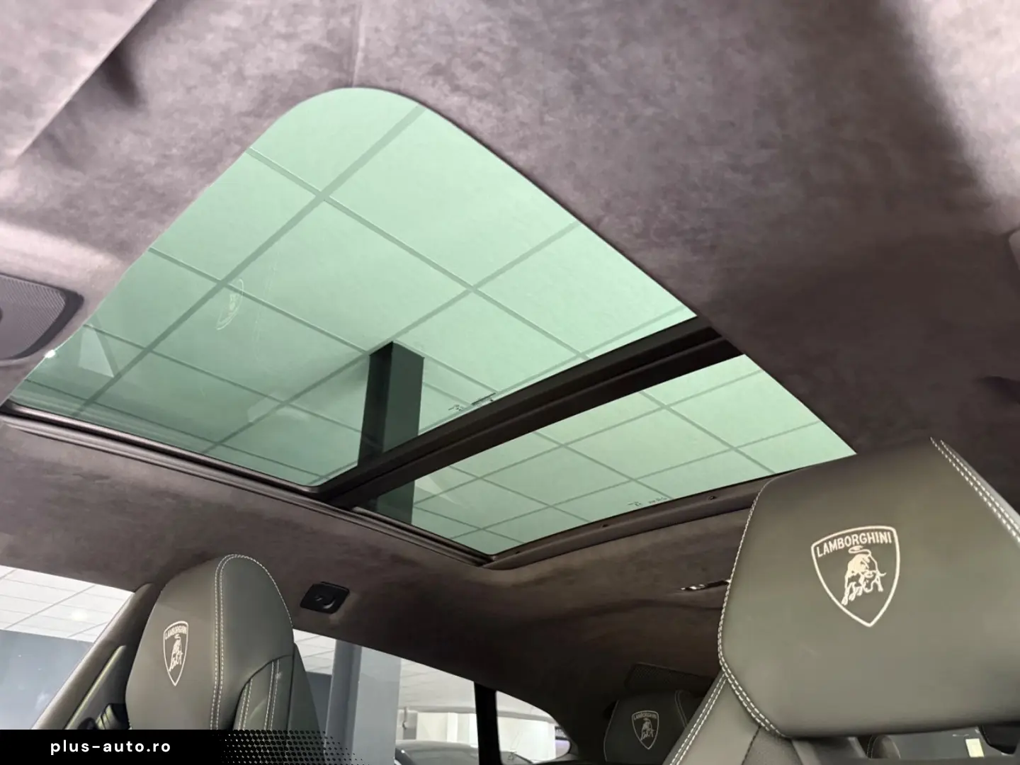 LAMBORGHINI Urus SE  PANO MASSAGE 360 B&O 3D 23  CARBON