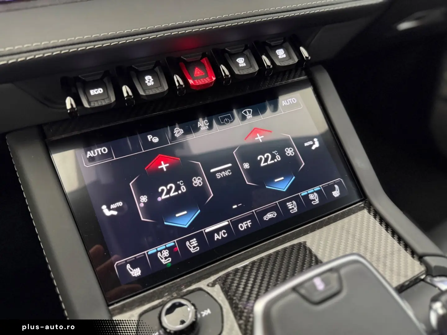 LAMBORGHINI Urus SE  PANO MASSAGE 360 B&O 3D 23  CARBON