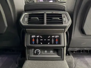 LAMBORGHINI Urus SE  PANO MASSAGE 360 B&O 3D 23  CARBON