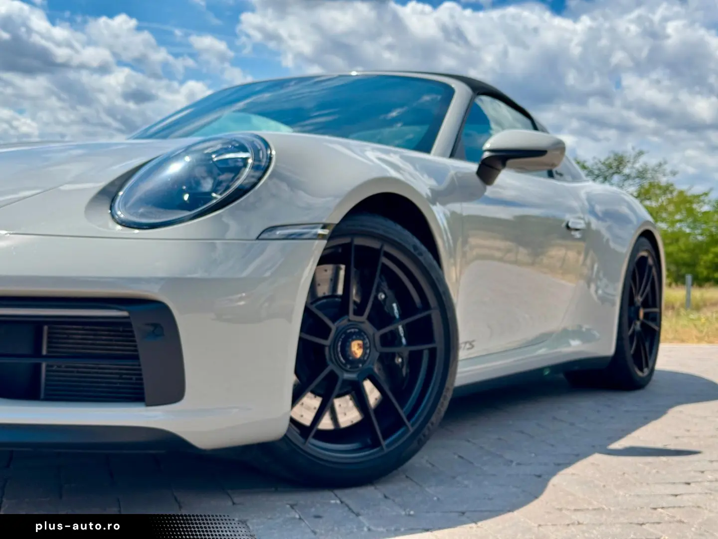 PORSCHE 911 Targa GTS   Bose   Lift   Sport Chrono   360
