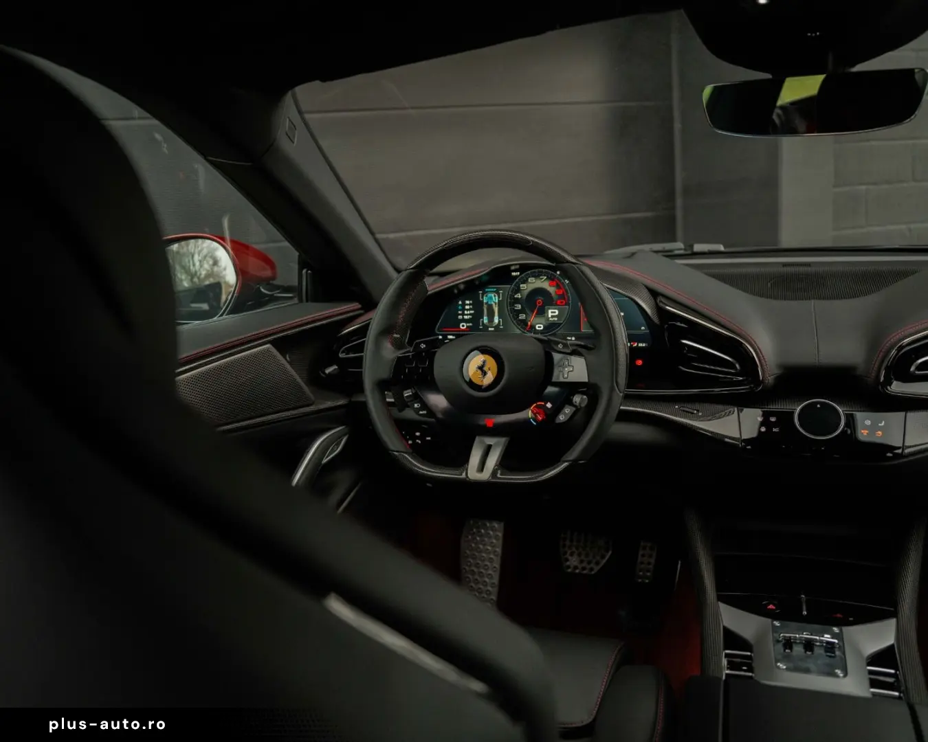 FERRARI Purosangue  LIFT CARBON SPECIAL COLOUR PANO