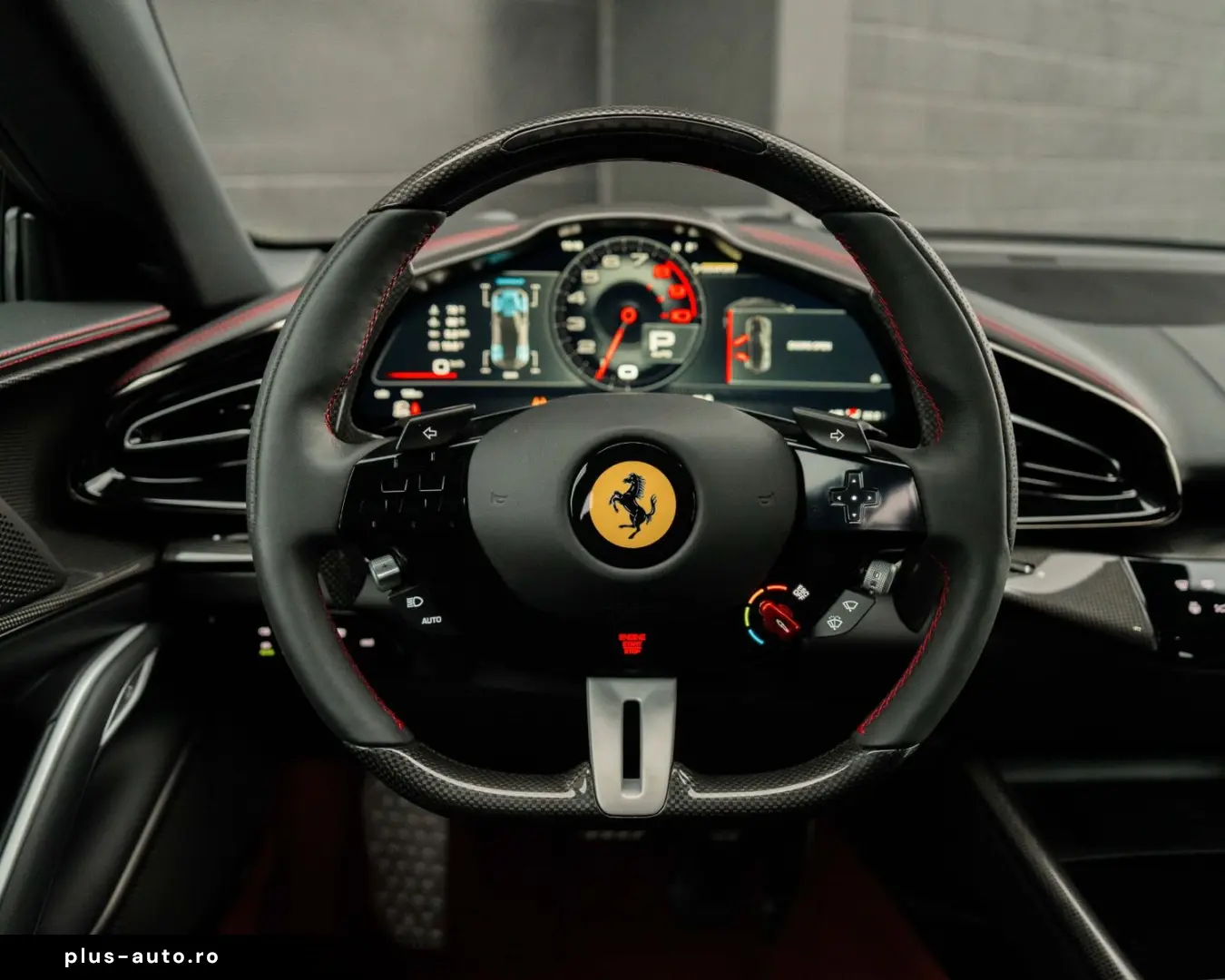 FERRARI Purosangue  LIFT CARBON SPECIAL COLOUR PANO