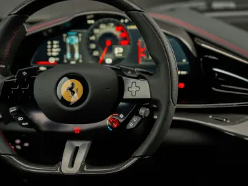 FERRARI Purosangue  LIFT CARBON SPECIAL COLOUR PANO