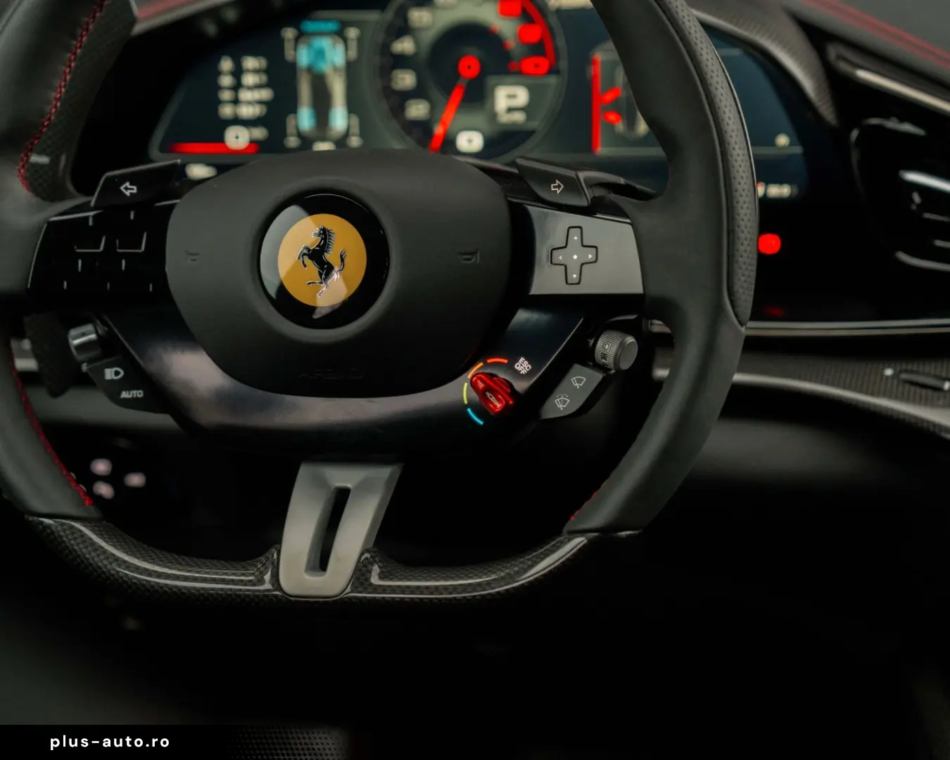 FERRARI Purosangue  LIFT CARBON SPECIAL COLOUR PANO