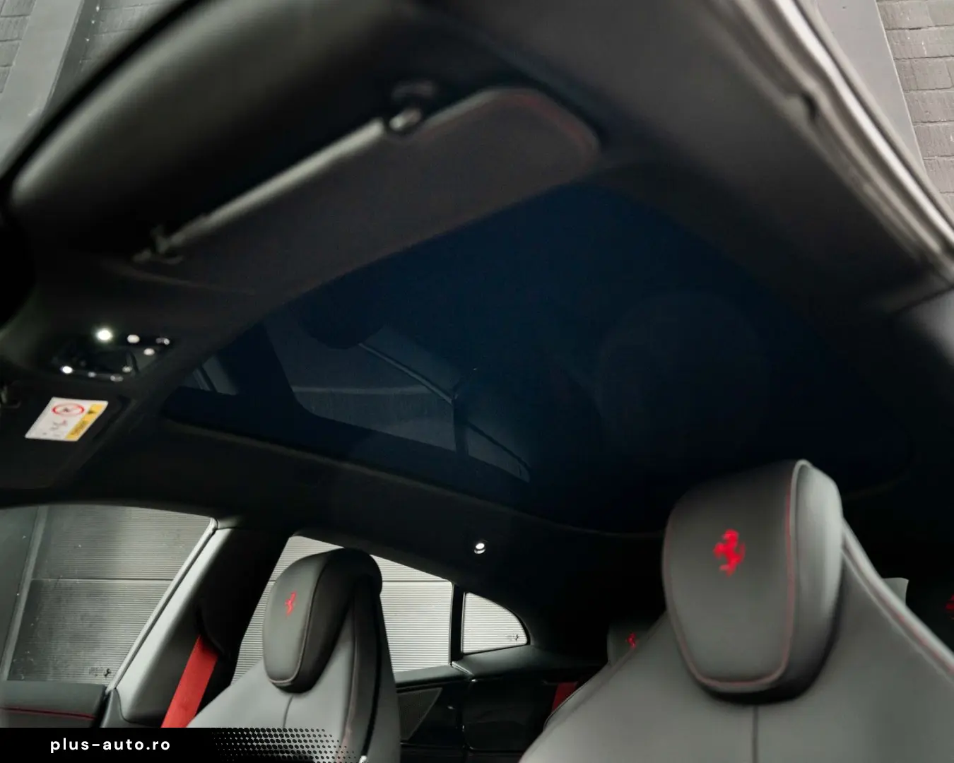 FERRARI Purosangue  LIFT CARBON SPECIAL COLOUR PANO