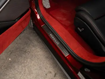 FERRARI Purosangue  LIFT CARBON SPECIAL COLOUR PANO