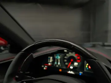 FERRARI Purosangue  LIFT CARBON SPECIAL COLOUR PANO