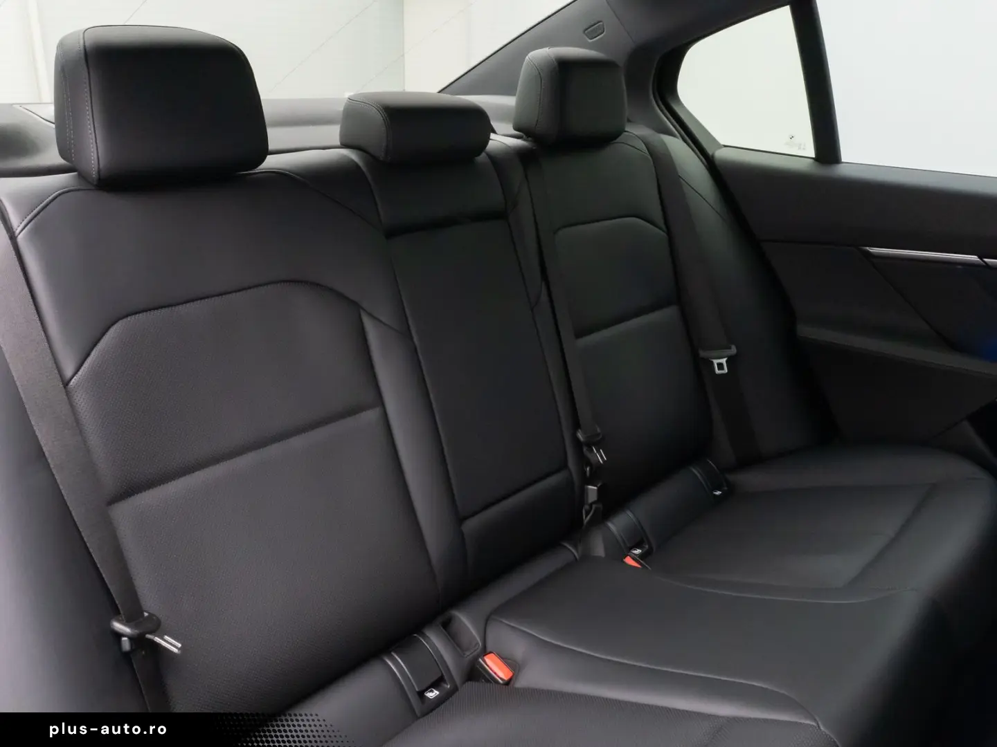 BMW 520d Kamera DAB Leder Alarm Sport DigKey 18Zoll