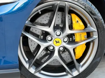 🔥 Ferrari Roma 3.9 V8 Twin-Turbo F1 DCT 🔥